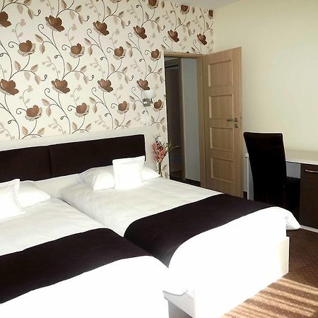 West Plaza Residence Bucureşti Phòng bức ảnh