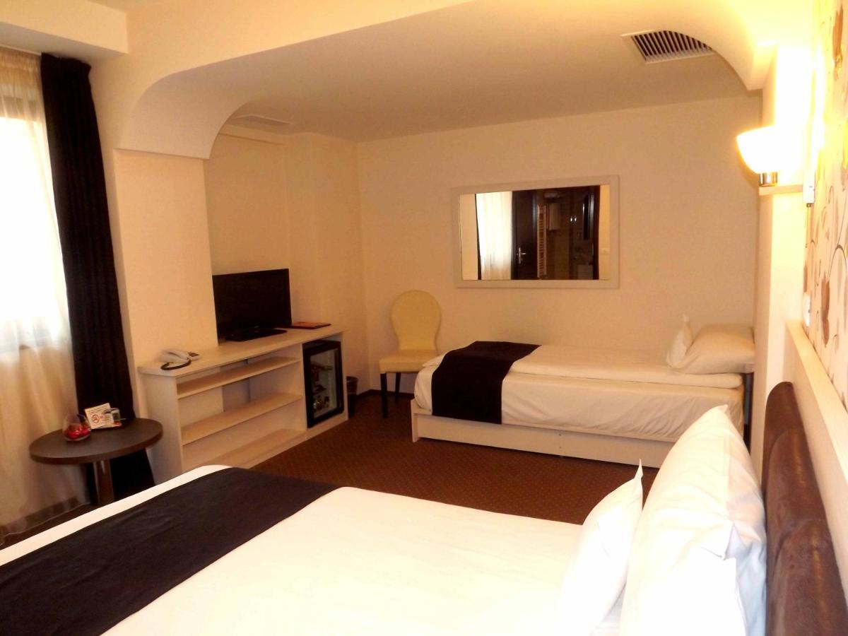 West Plaza Residence Bucureşti Ngoại thất bức ảnh