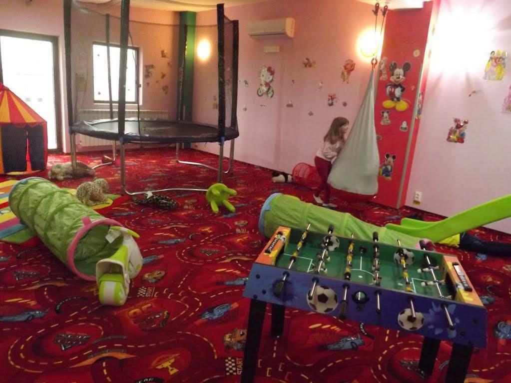 West Plaza Residence Bucureşti Ngoại thất bức ảnh