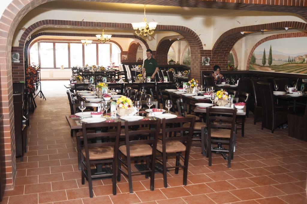 West Plaza Residence Bucureşti Ngoại thất bức ảnh