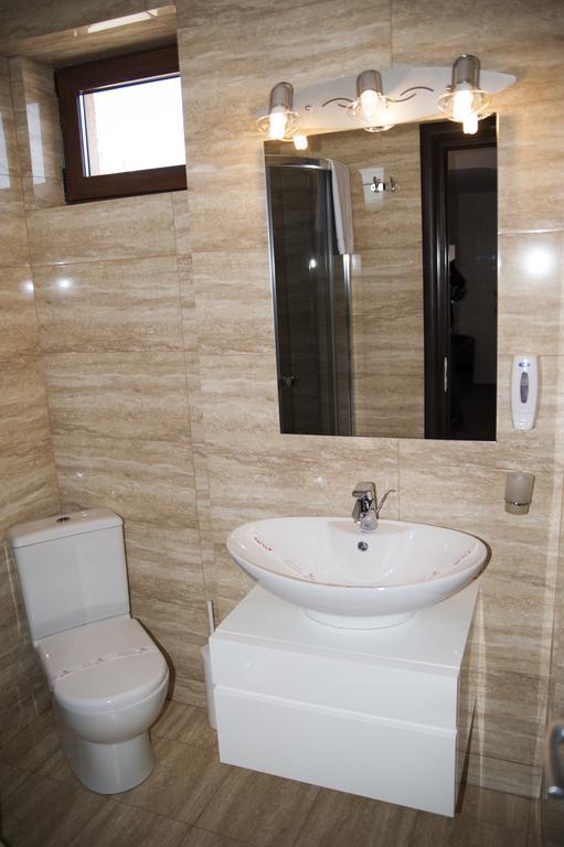 West Plaza Residence Bucureşti Ngoại thất bức ảnh