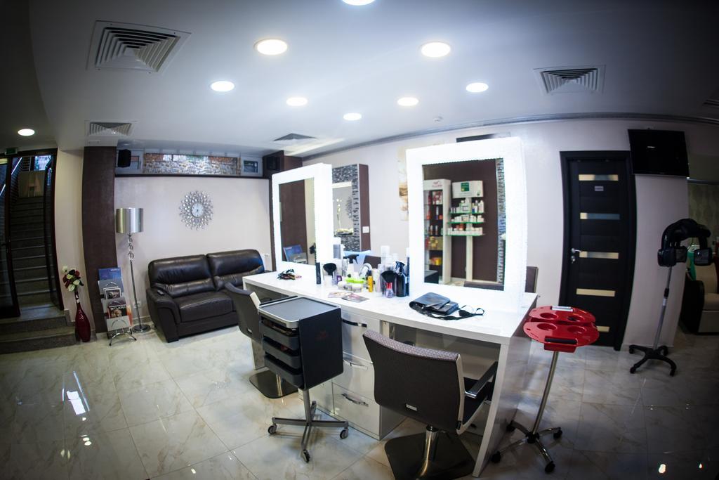 West Plaza Residence Bucureşti Ngoại thất bức ảnh